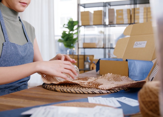 4 smart ways warehouses can achieve sustainable packaging